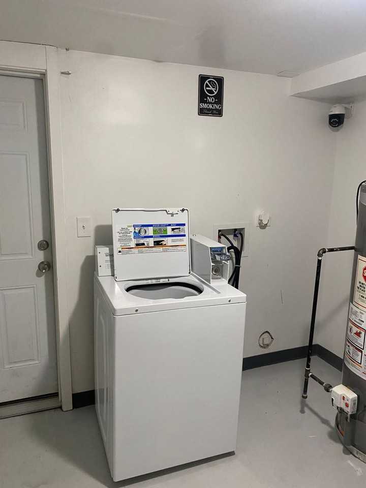 6402 South Eberhart Avenue #2S - Photo 5 of 10