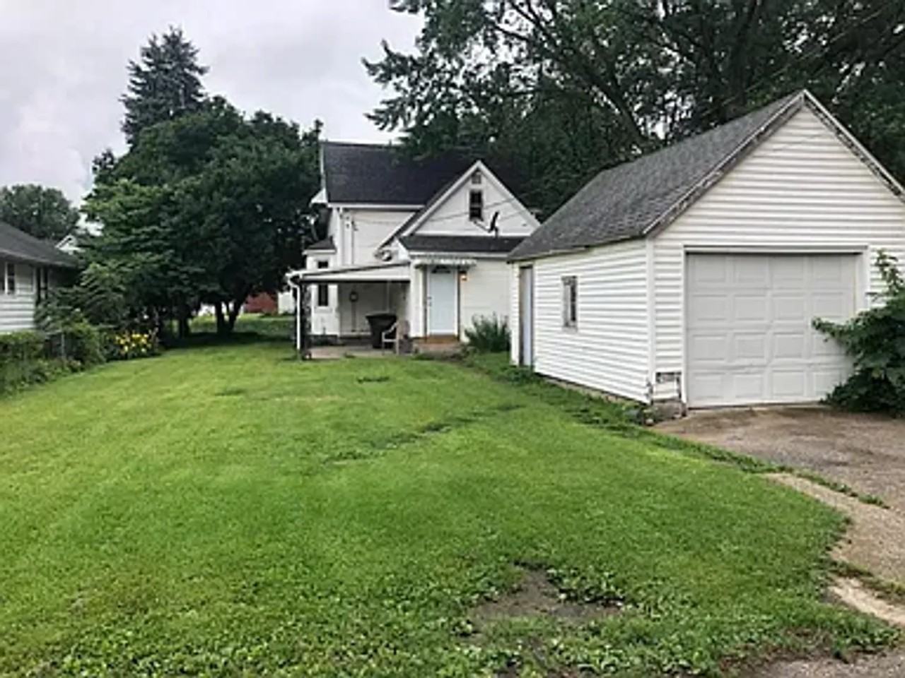 133 S 27th St - Photo 2 of 13