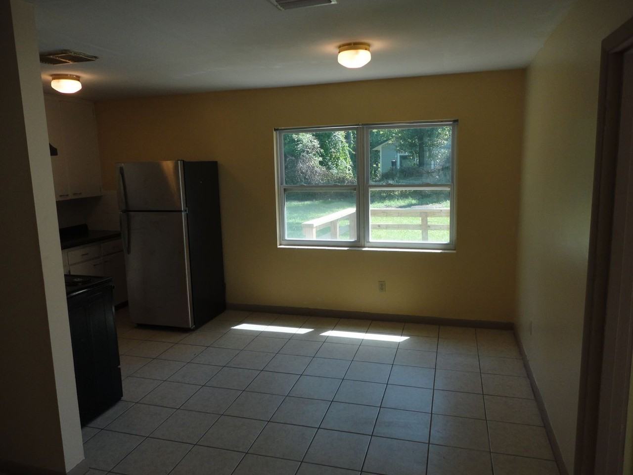 2221 Southeast 44th Terrace - Photo 6 of 14