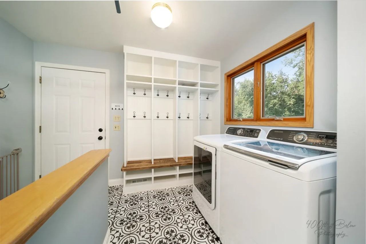 1144 Rolling Ln - Photo 6 of 17