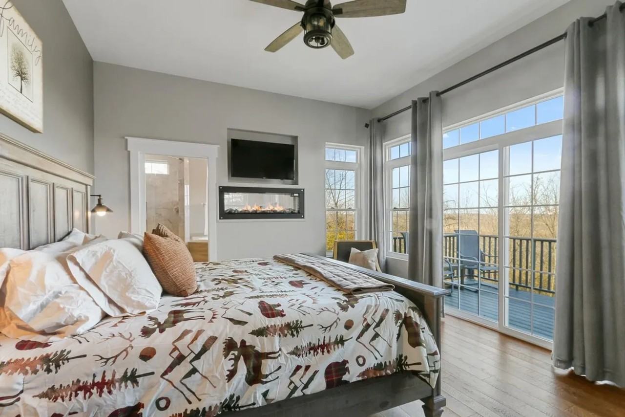 1175 La Salle Ct - Photo 6 of 23