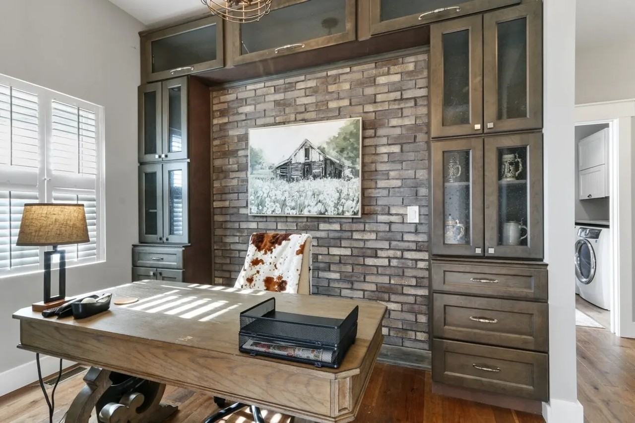 1175 La Salle Ct - Photo 7 of 23