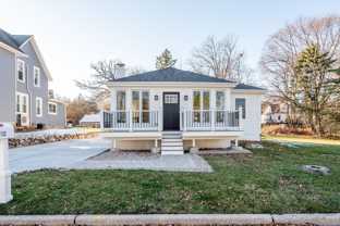 122 Williams St - Photo 1 of 1