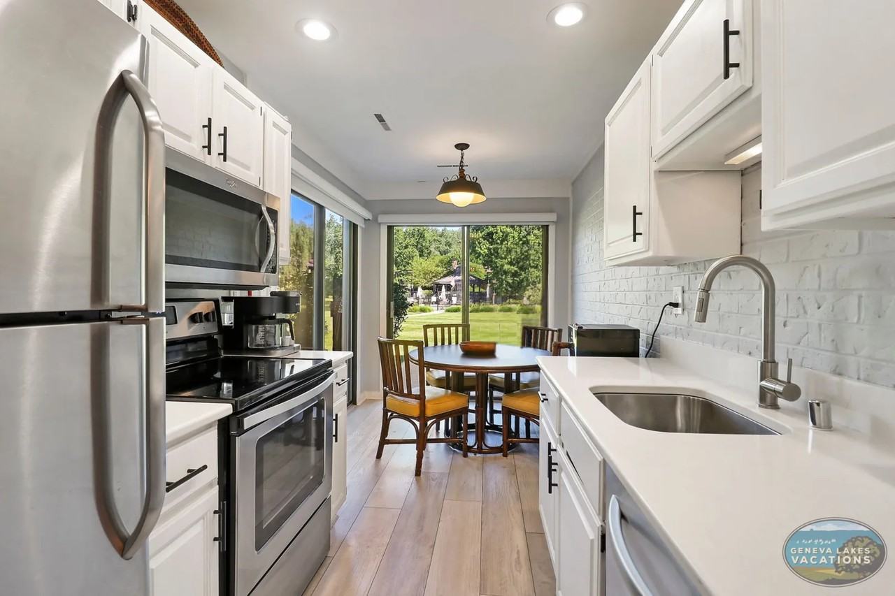 31A Abbey Villa Cir - Photo 6 of 10