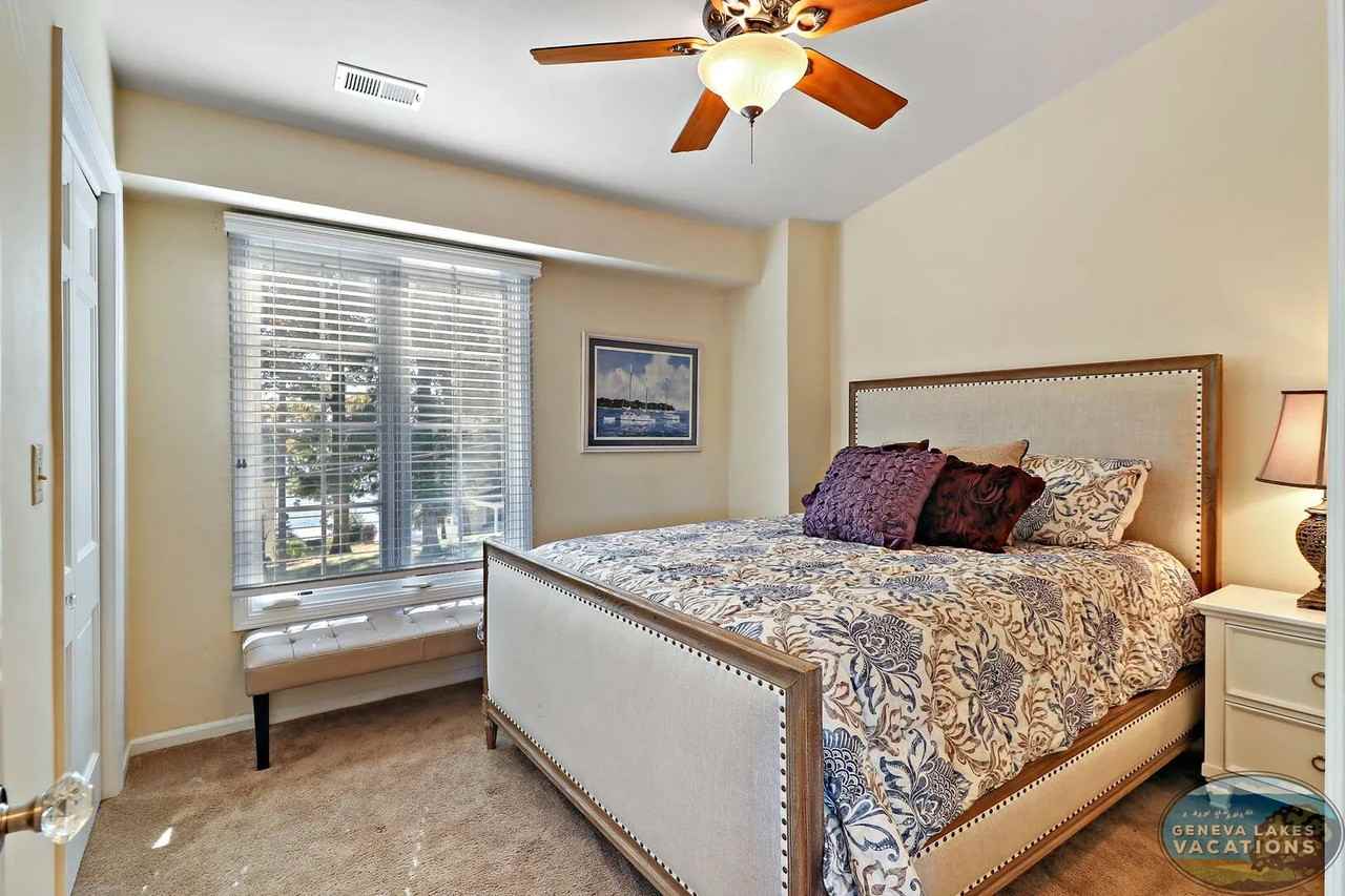 W5284 Lauderdale Dr - Photo 7 of 19