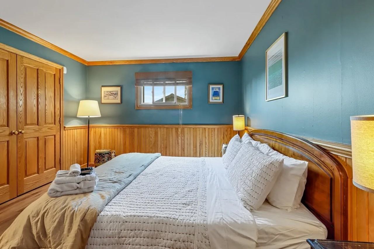 222 Ridge Rd - Photo 2 of 9