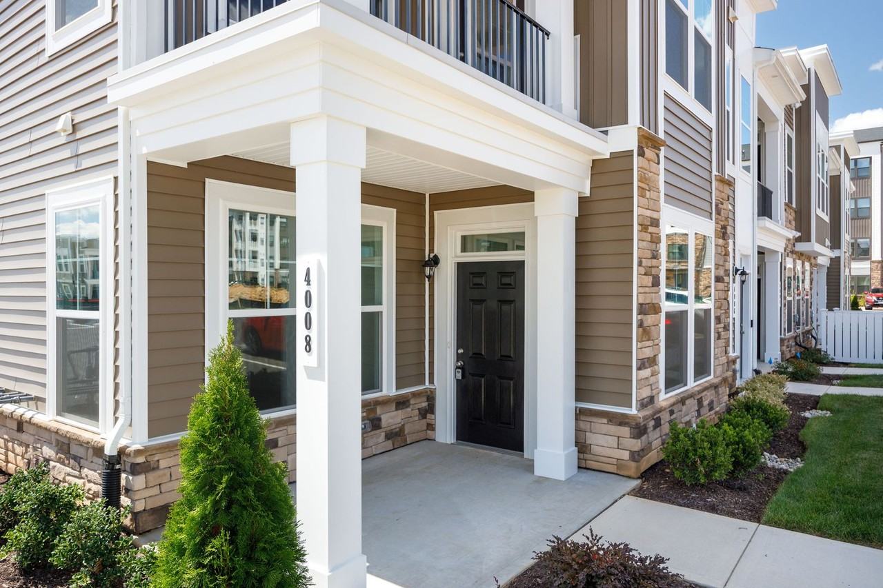 4008 Next Level Trce - Photo 2 of 29