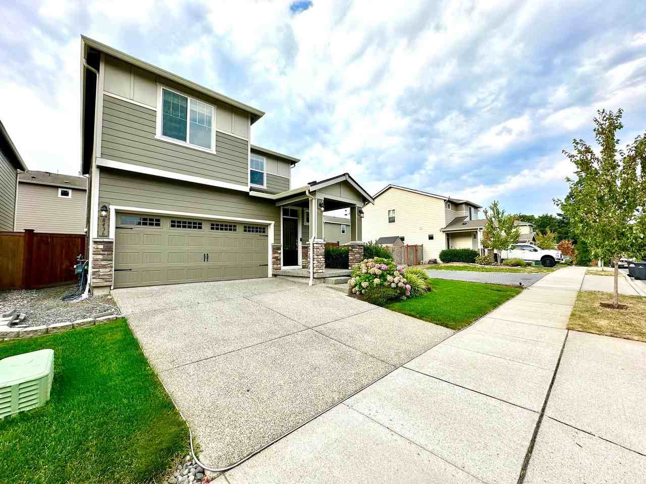 8436 58th Pl Ne - Photo 2 of 29