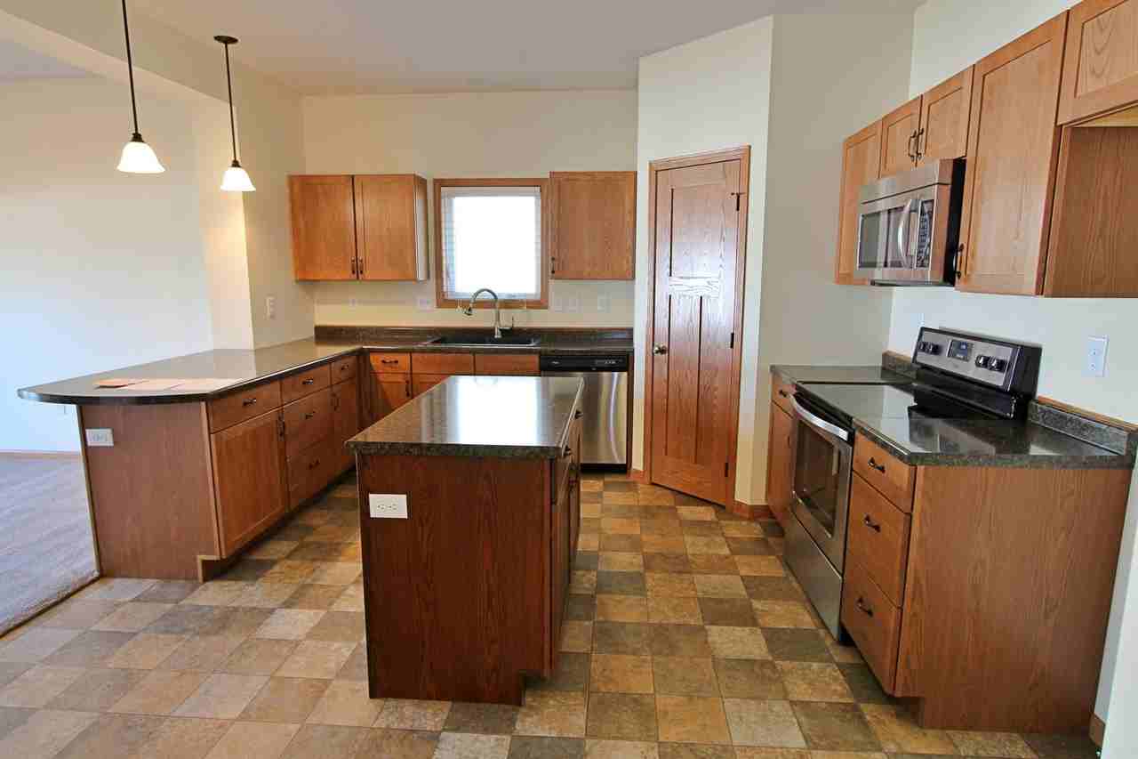 1704 23rd Ave Nw - Photo 3 of 31
