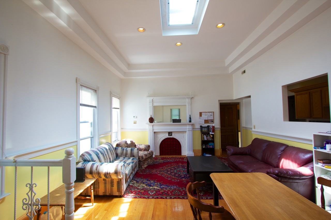 235 Heath Street #4 - Photo 5 of 7