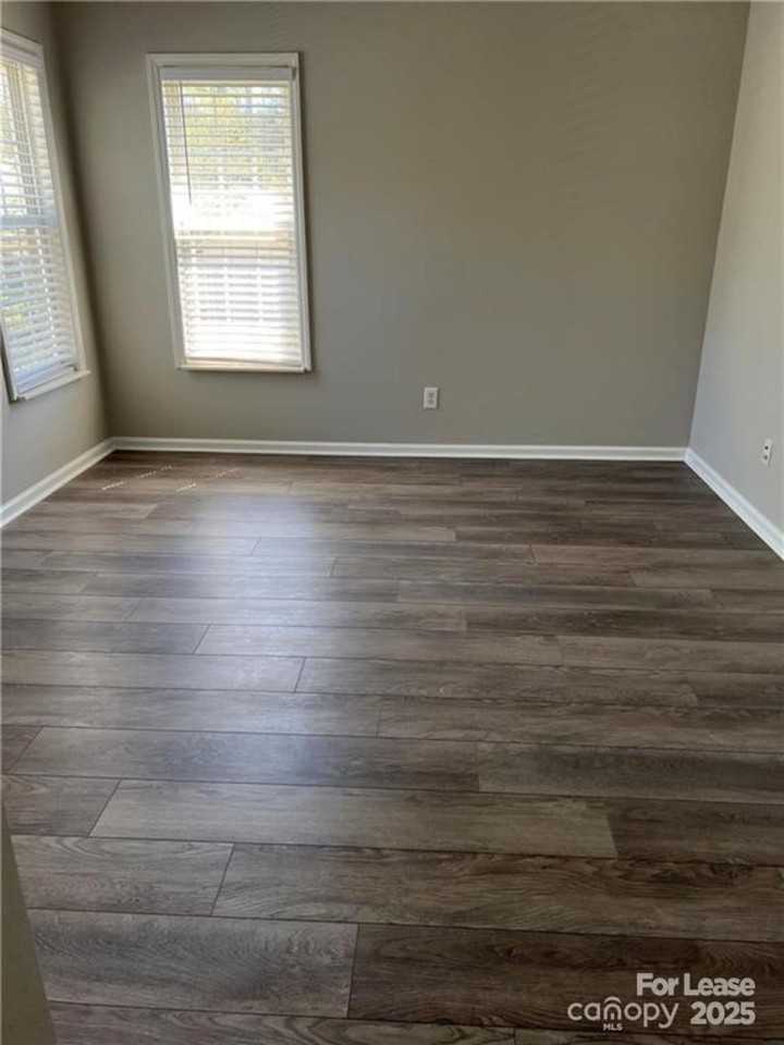 7010 Duchamp Dr - Photo 5 of 8