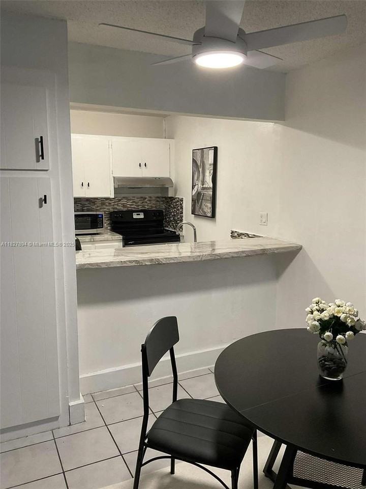 13390 Ne 7th Ave #307 - Photo 4 of 13