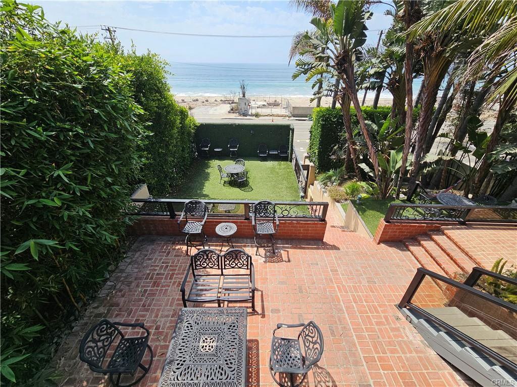 21549 Pacific Coast Hwy - Photo 2 of 8