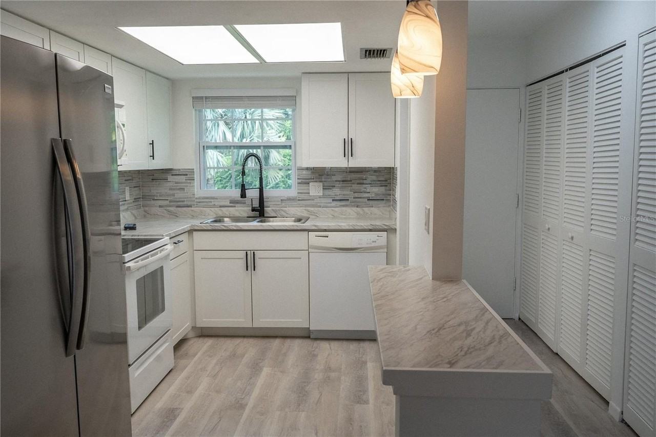 2765 Golf Course Dr #102 - Photo 4 of 30