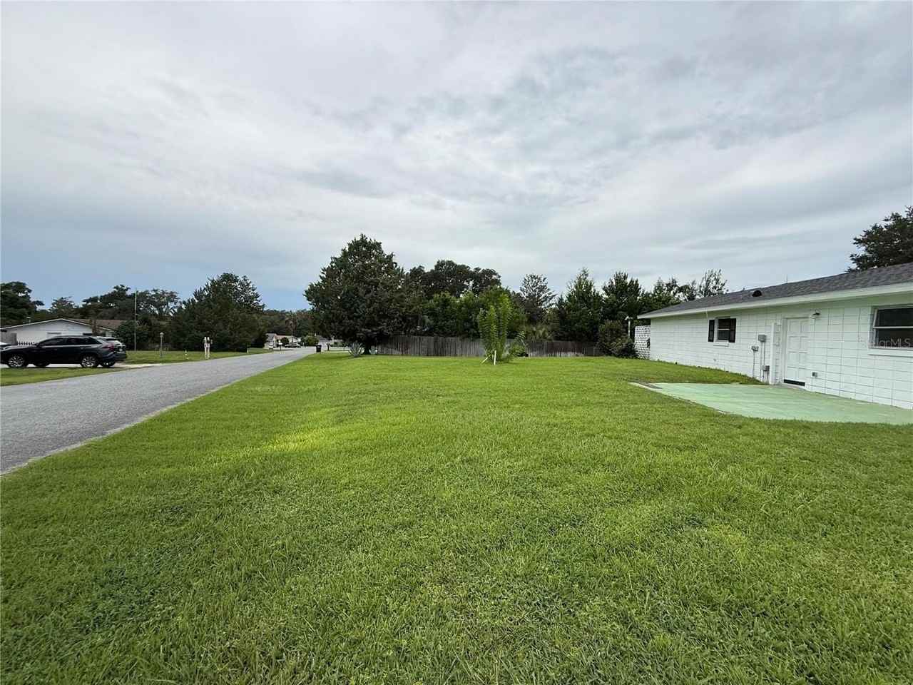 18 Emerald Way - Photo 2 of 29