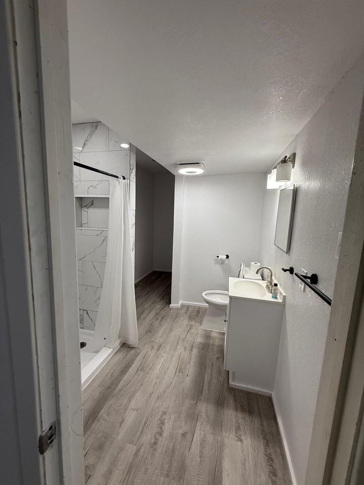 W Felix St - Photo 5 of 18