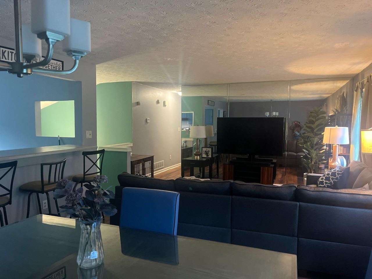 Bluebonnet Cir - Photo 2 of 11