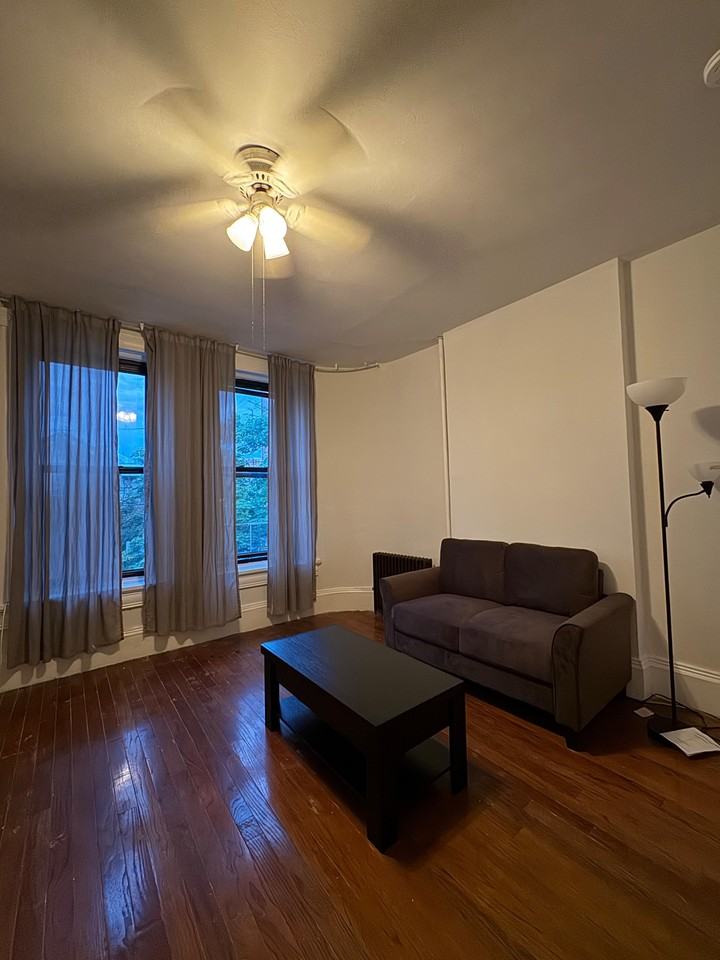 West Ross Street - Photo 2 of 5