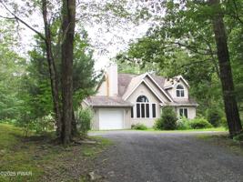 featured image of 135 Blueridge Ln