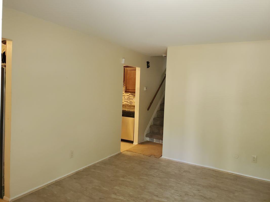 18951 Wormer St - Photo 2 of 6