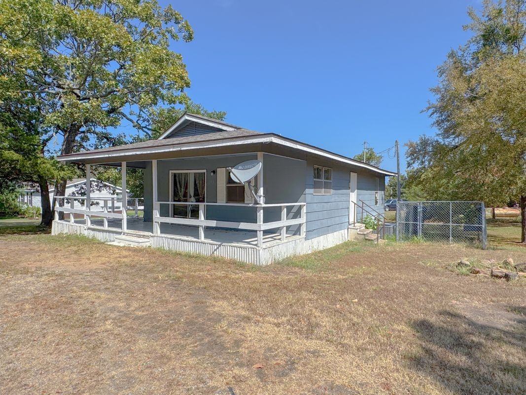 175 Deer Creek St - Photo 2 of 13