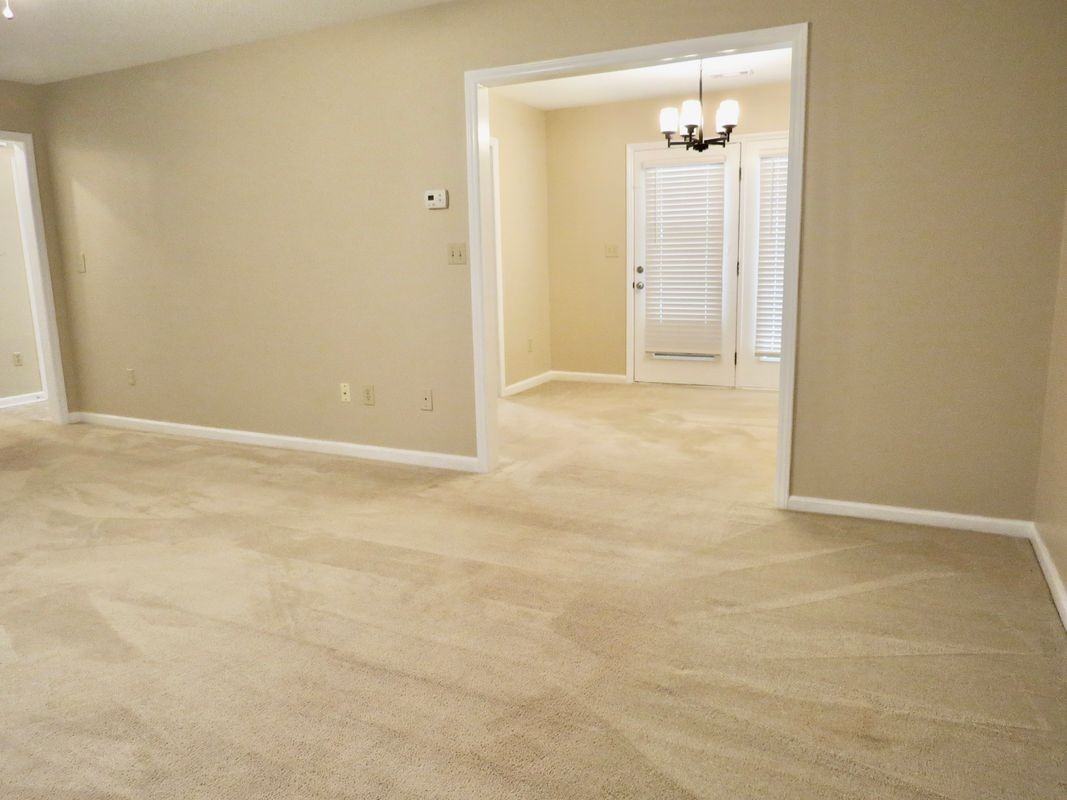 709 Frazier Ln - Photo 7 of 26