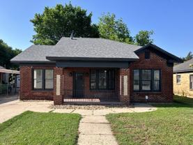 303 W 30th St - Photo 1 of 1
