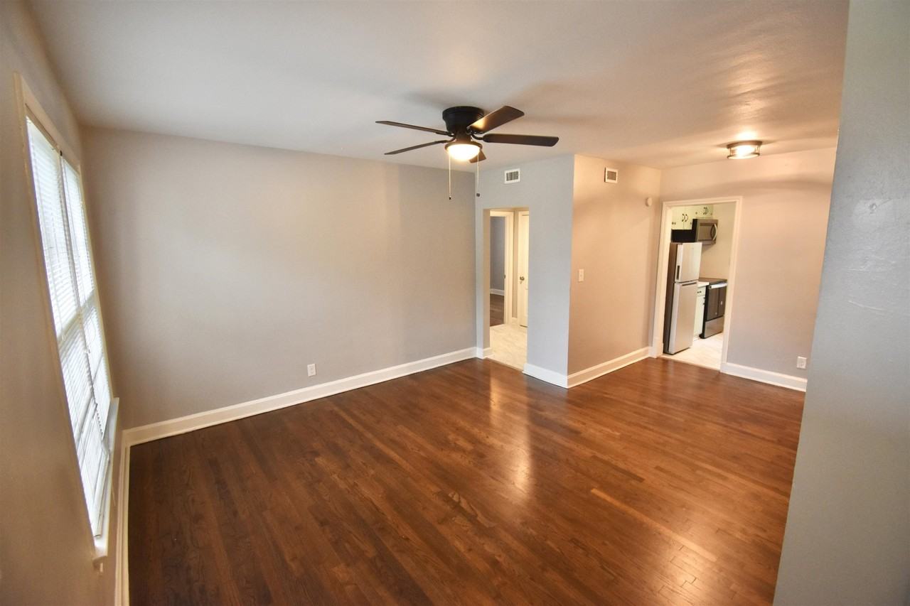 219 E 6th Ave - Photo 2 of 13