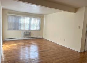 1044 Campbell Ave ##4a - Photo 1 of 1