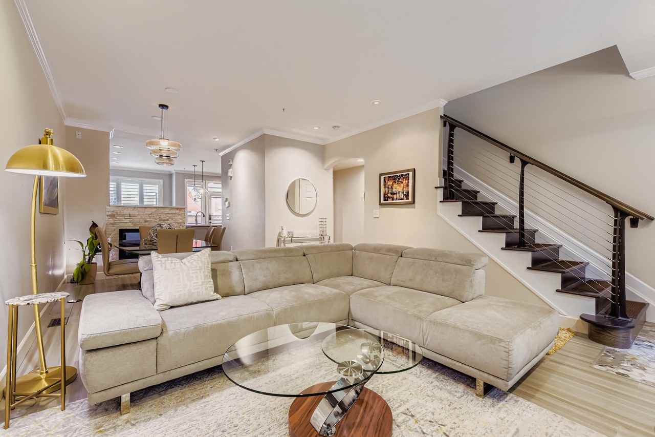 16 South Monroe Street - Photo 3 of 24