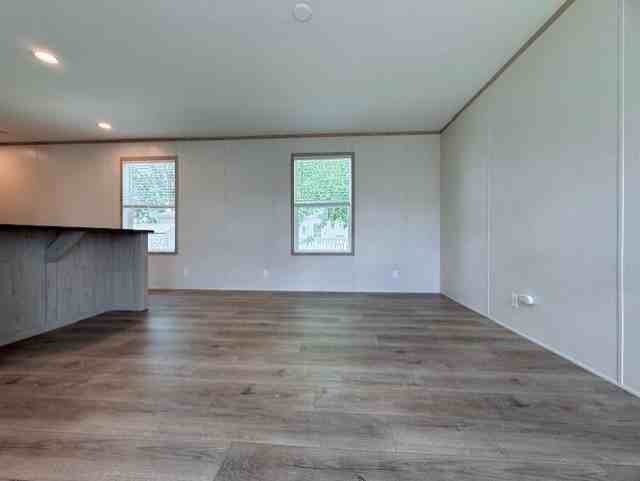 29778 W Essex Ct #109 - Photo 5 of 41