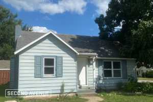 featured image of 915 Pearl St
