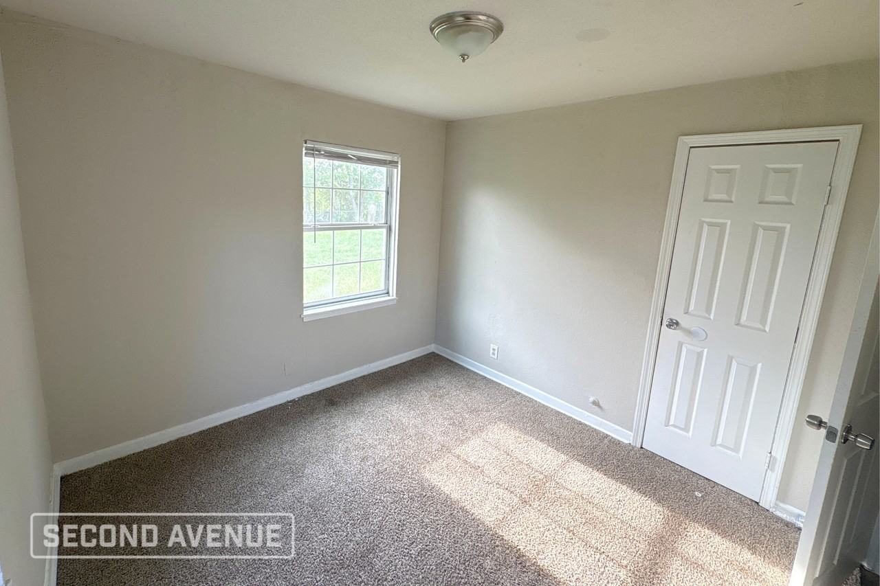 10310 Buffum St - Photo 7 of 15
