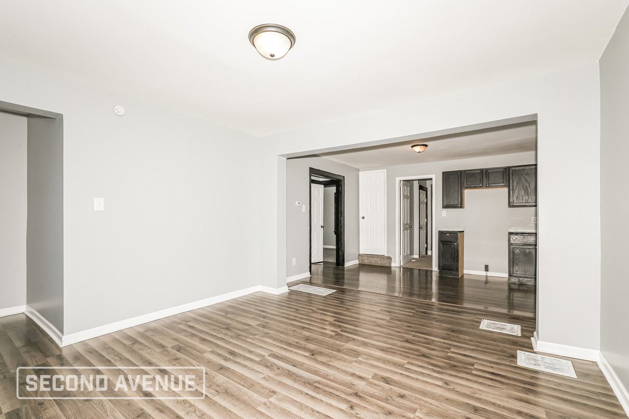 1709 N Tacoma Ave - Photo 6 of 21
