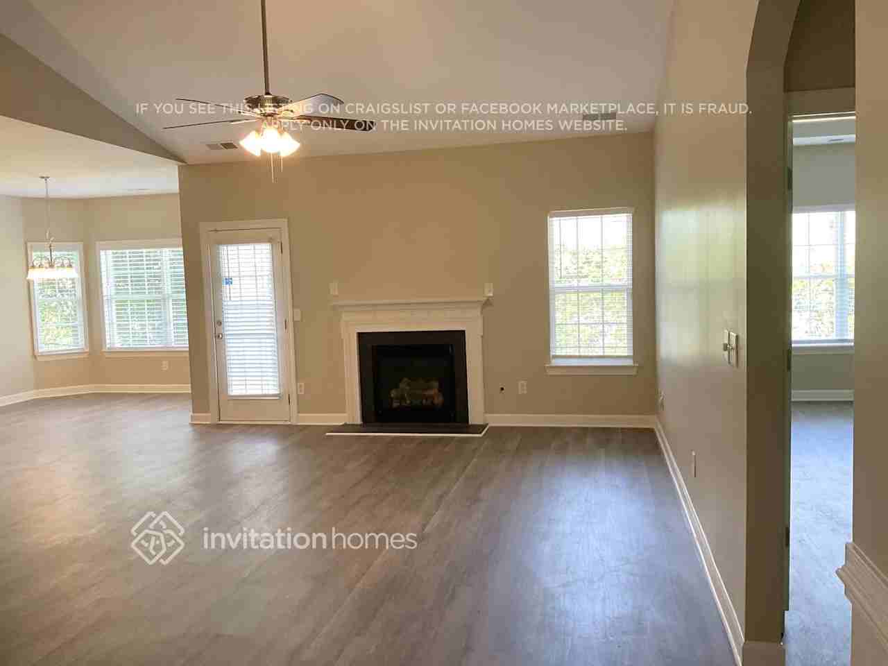 4104 Plum Creek Ct - Photo 3 of 14