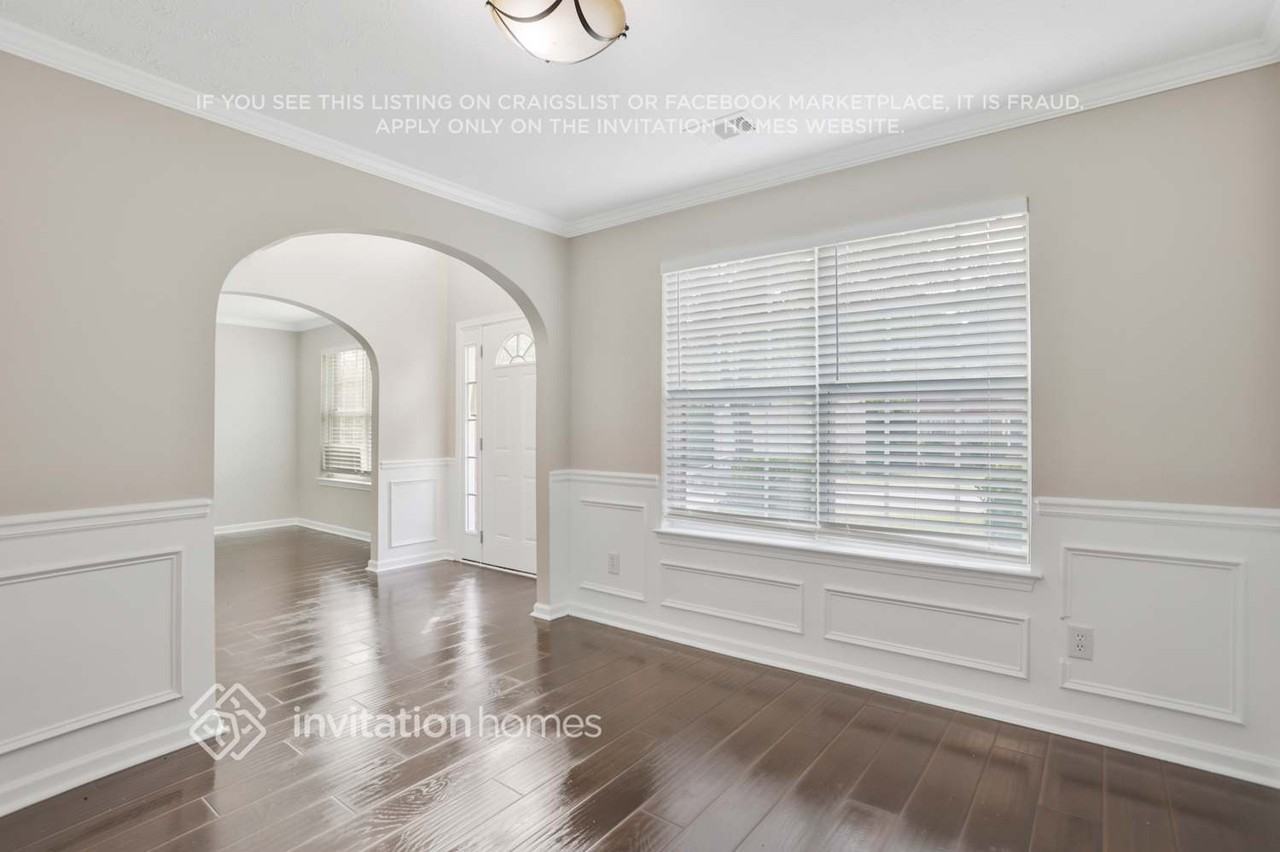 3780 Georgia Drive - Photo 3 of 21