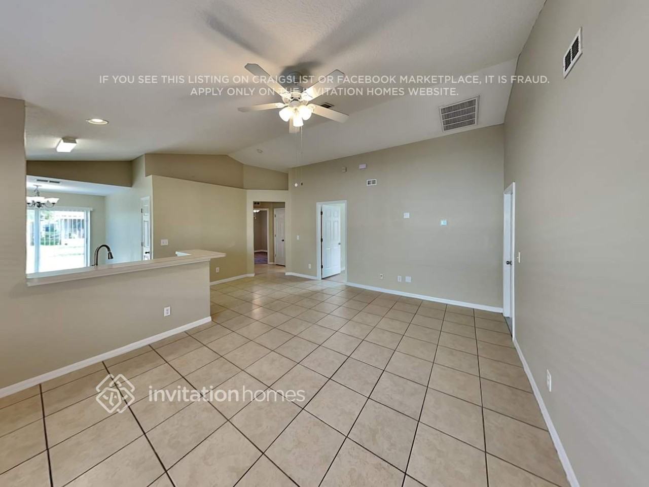 7462 Oxford Garden Cir - Photo 4 of 17