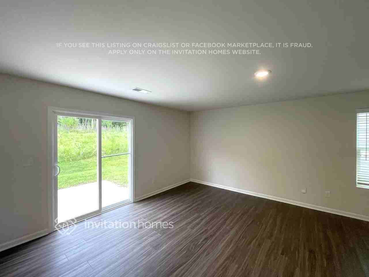 5133 Cameron Commons Pkwy - Photo 2 of 16