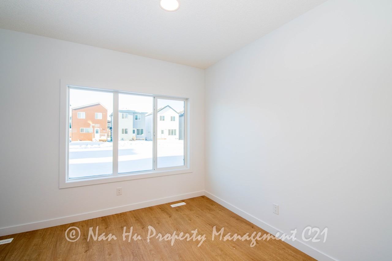 2723 193 Street Northwest - Photo 3 of 20