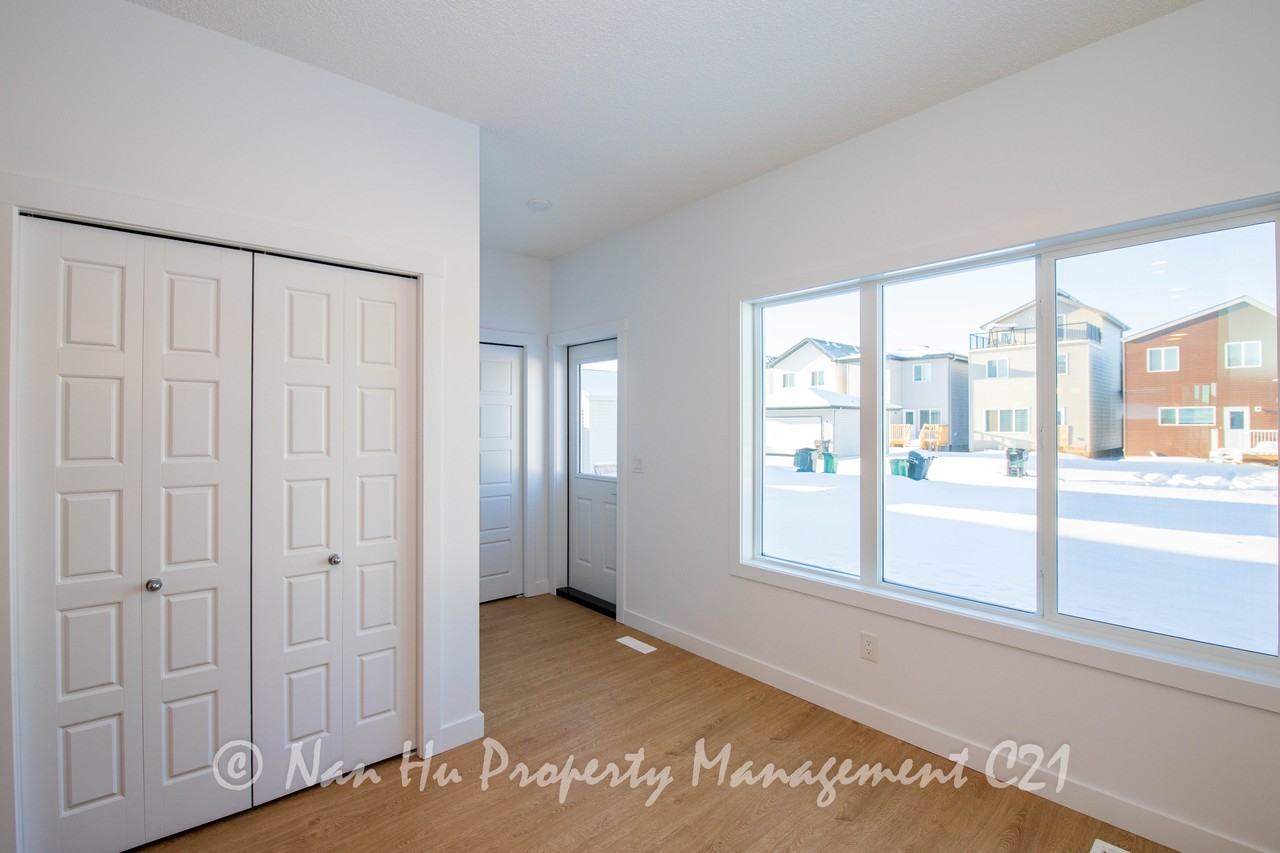 2723 193 Street Northwest - Photo 4 of 20