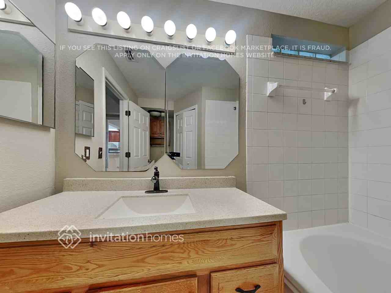 11101 Havasu Ct - Photo 7 of 10