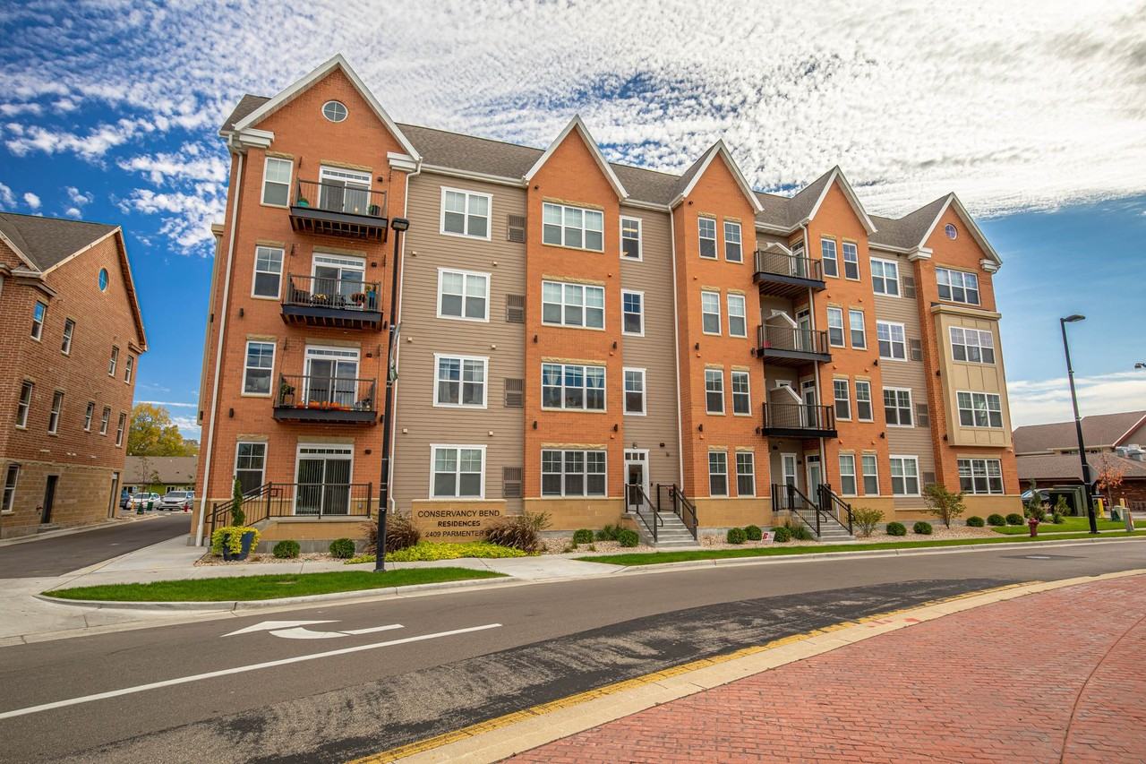 Conservancy Bend Residences - Photo 4 of 26