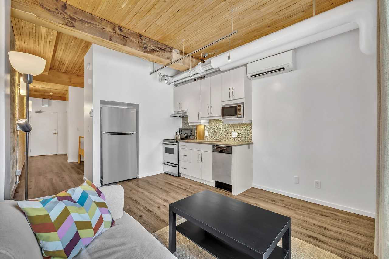 312-132 James Avenue - 1 - Photo 3 of 16