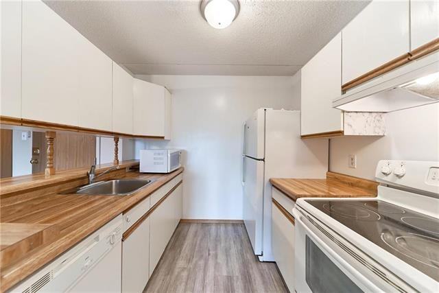 70 Sterling Towers 1 - Photo 3 of 29