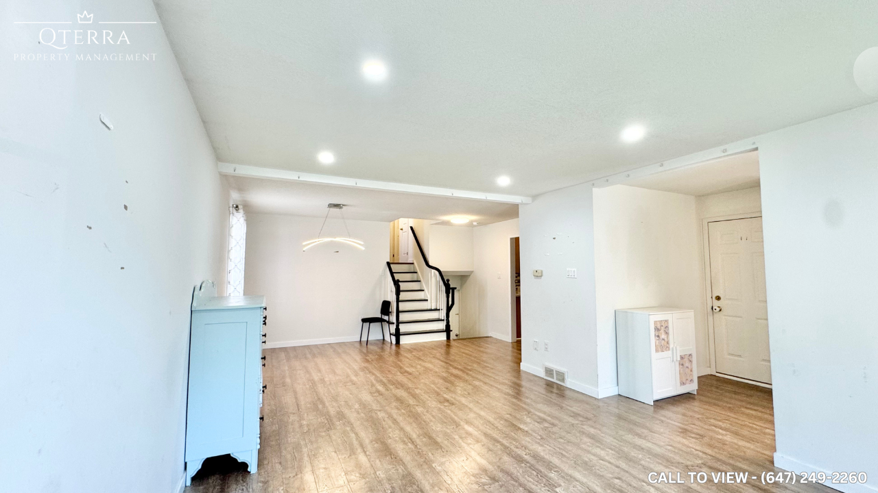 366 Bushview Crescent, Waterloo, Ontario N2V 2A5 - Photo 3 of 15