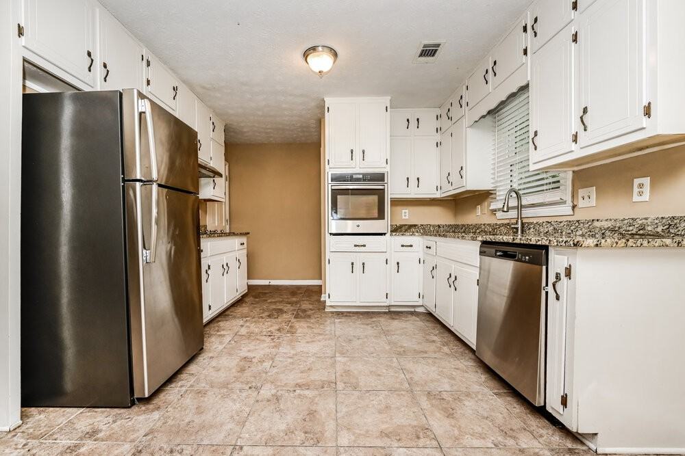 613 Almand Branch Rd Se - Photo 5 of 16