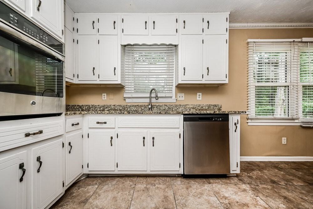 613 Almand Branch Rd Se - Photo 6 of 16