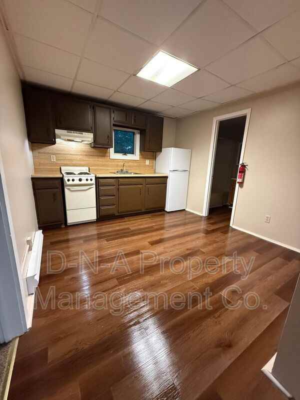 110 Cabanna Ln #101 - Photo 3 of 5