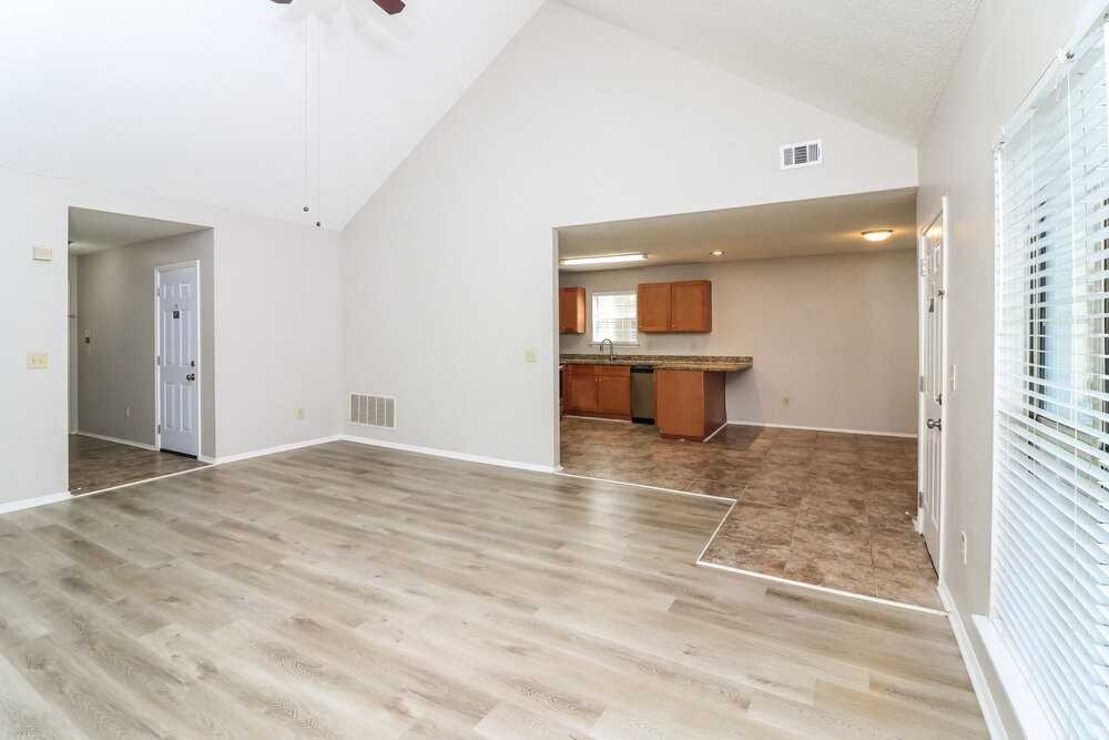 4034 Sharon Woods Dr - Photo 6 of 16