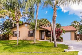 922 Sw Commonwealth Rd - Photo 1 of 1